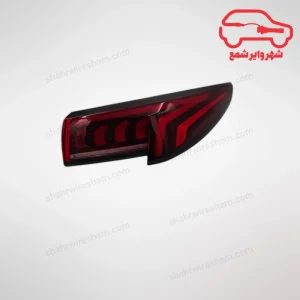 چراغ عقب روی گلگیر کی ام سی J7 سمت شاگرد