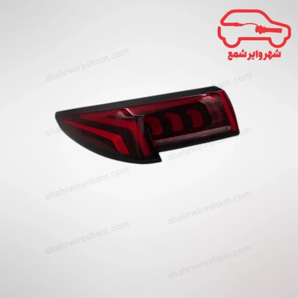 چراغ عقب روی گلگیر کی ام سی J7 سمت راننده